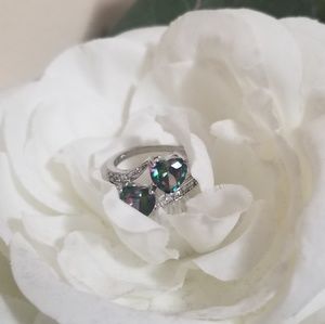 Beautiful Gem Heart Ring